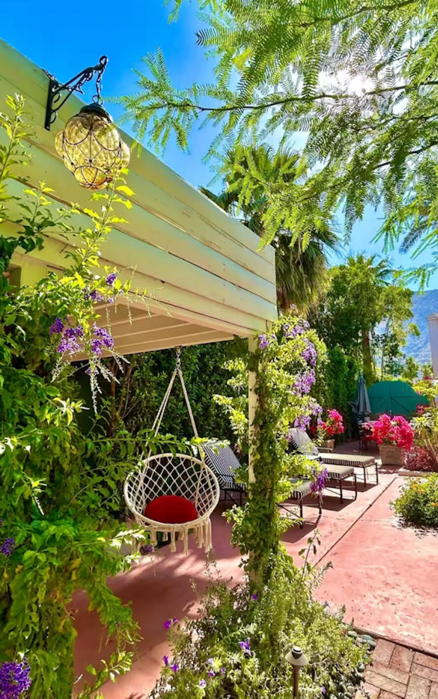 Cabana and swing Cabana and swing